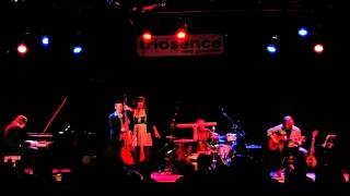 triosence ft. sara gazarek - like the wind (live 2010)