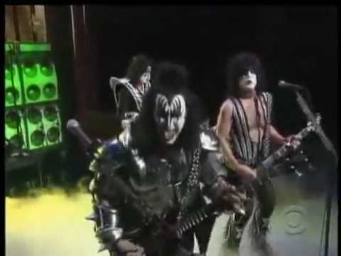 Videoclip de Calling Dr. Love — KISS