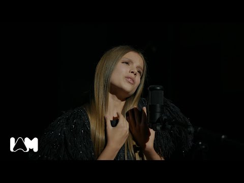 Klejda Bashota -  Voilà (Cover  Emma Kok)