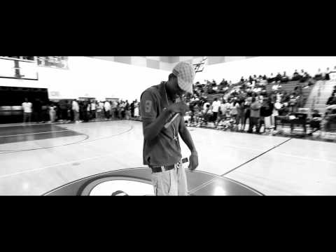 Cease Dinero Performs at NMHS