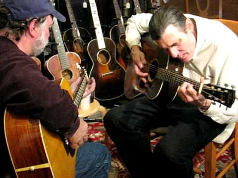 Gibson J-45 Banner owned and played by Bob Jones Acoustic Guitar (1943), ser. #929-36 (FON), black image 16