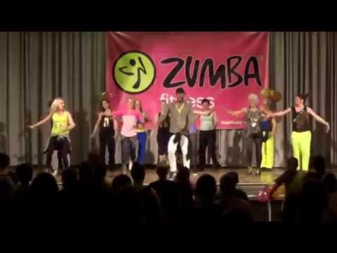 Damelo ( Cumbia ) Choreo zumba