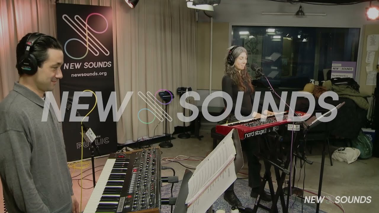 Julia Holter - Spinning