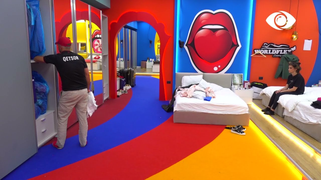 Ngriva-Shkriva teston banorët përpara spektaklit