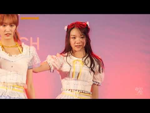 BNK48 Monet - River @ BNK48 Sayonara Crawl Roadshow, Central Korat [Fancam 4K 60p] 220703