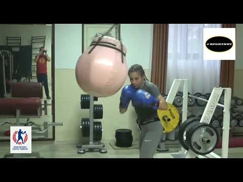 Brutalni bokserski  treninzi dama. Nina Radovanovic i Tijana Kostadinovic