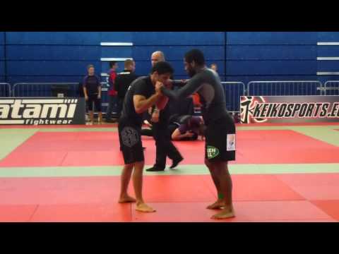 Renato Tavares vs Max Campos - IBJJF London Open No-Gi 2014 - Black Adult - Open