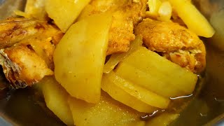 דגים ותפוחי אדמה בטעם שווארמה בתנור Shawarma flavored potatoes and fish (ליהי קרויץ - מטבח בקלי קלות) - התמונה מוצגת ישירות מתוך אתר האינטרנט יוטיוב. זכויות היוצרים בתמונה שייכות ליוצרה. קישור קרדיט למקור התוכן נמצא בתוך דף הסרטון