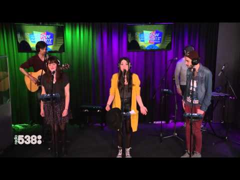 Sandy Dane - Cool Kids live bij De Show Zonder Naam