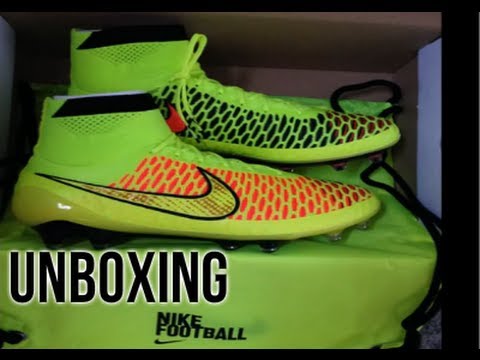 John Reyes - Unboxing Nike Magista Obra - Volt/Hyper Punch
