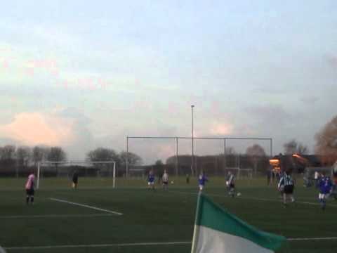 Onterecht afgekeurde treffer bij Tricht dames tegen Rijsoord (17-12-'11)