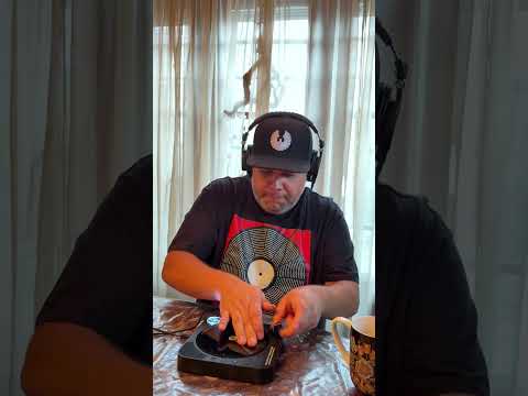 Introducing my new Scratch + Sip series on Headache Sound’s WOW & Flutter machine. #dj #turntablism