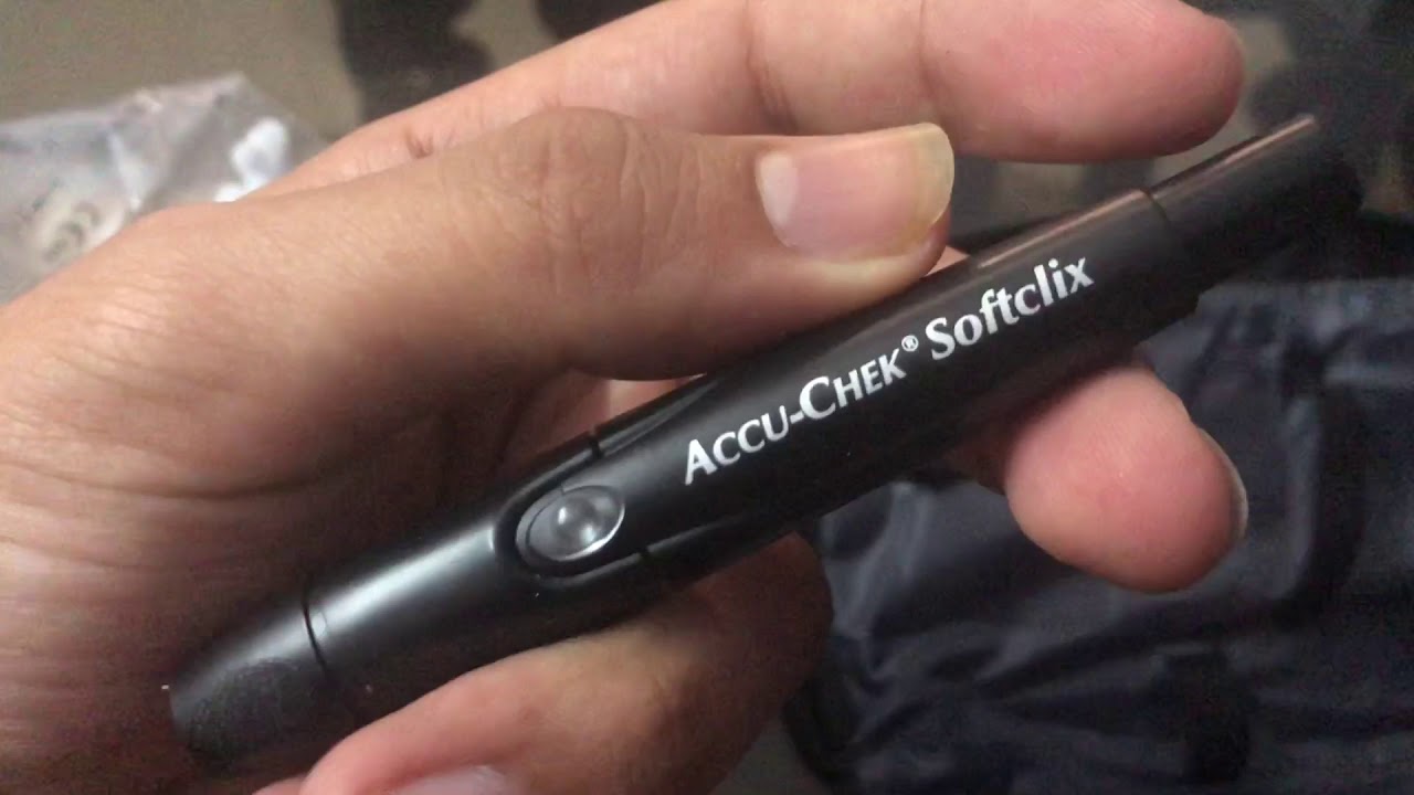 Accu Chek Instant S vs Active (unboxing and comparison)