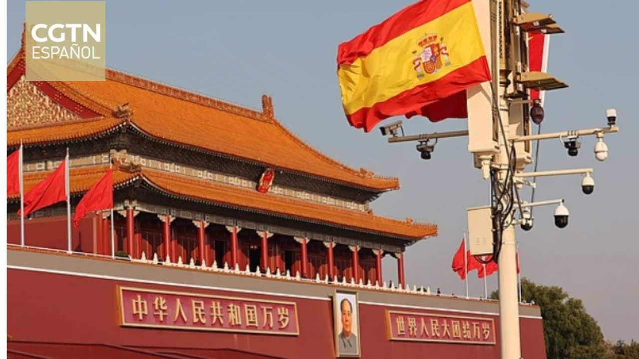 Economista y exfuncionario español: La visita de los reyes de España supone un punto de inflexión