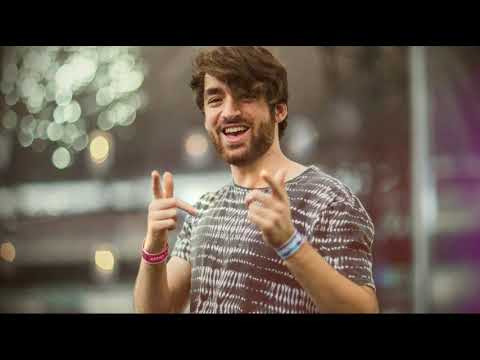 Oliver Heldens vs Flume - ID vs Never Be Like You