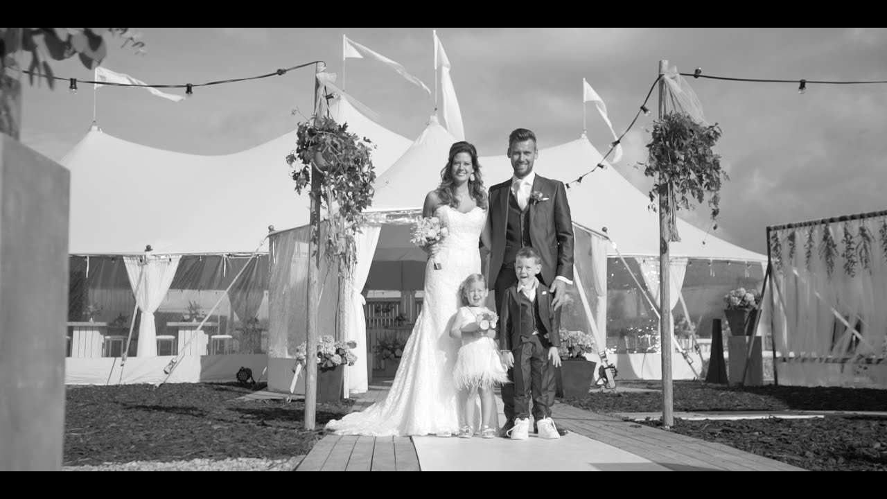 Klik om video te laden en af te spelen