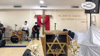 culto de mucha bendicion con el hermano lucas de badajoz (iglesia san juan de aznalfarache)