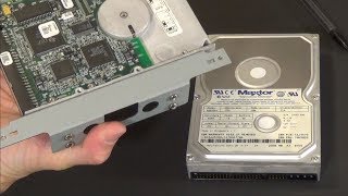 How to Open Up a Computer Hard Drive