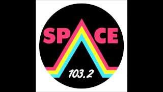 GTA V Radio [SPACE 103.2] Evelyn &quot;Champagne&quot; King - I&#39;m in Love