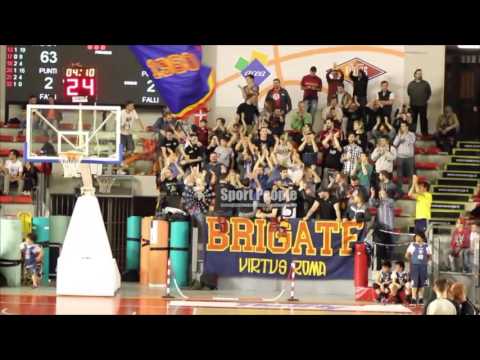 Gli ultras della Virtus Roma in gara2 vs Omegna, Playout Serie A2 2015/16