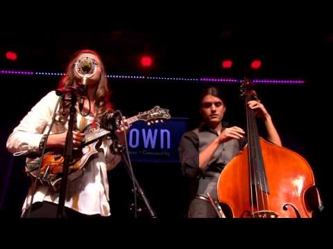 Sierra Hull - Weighted Mind (eTown webisode #901)