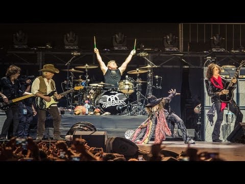 Aerosmith's Backward Set, Elvis' Backup Singers Walk & My Generation Banned - Music Myths #14