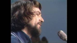 Waylon Jennings: Its Not Supposed To Be That Way - Live