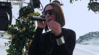 NIKA MILLS & SAXEL @ CBBC COSTA RODONA 🎤🎷🎧❄️
