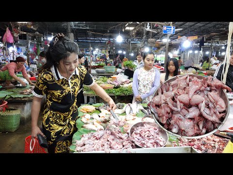 Market show, Yummy spicy stir-fried frog cooking / Spicy frog recipe