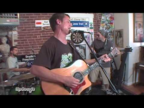 JON WAYNE AND THE PAIN "Vibes" - live @ the MoBoogie Loft