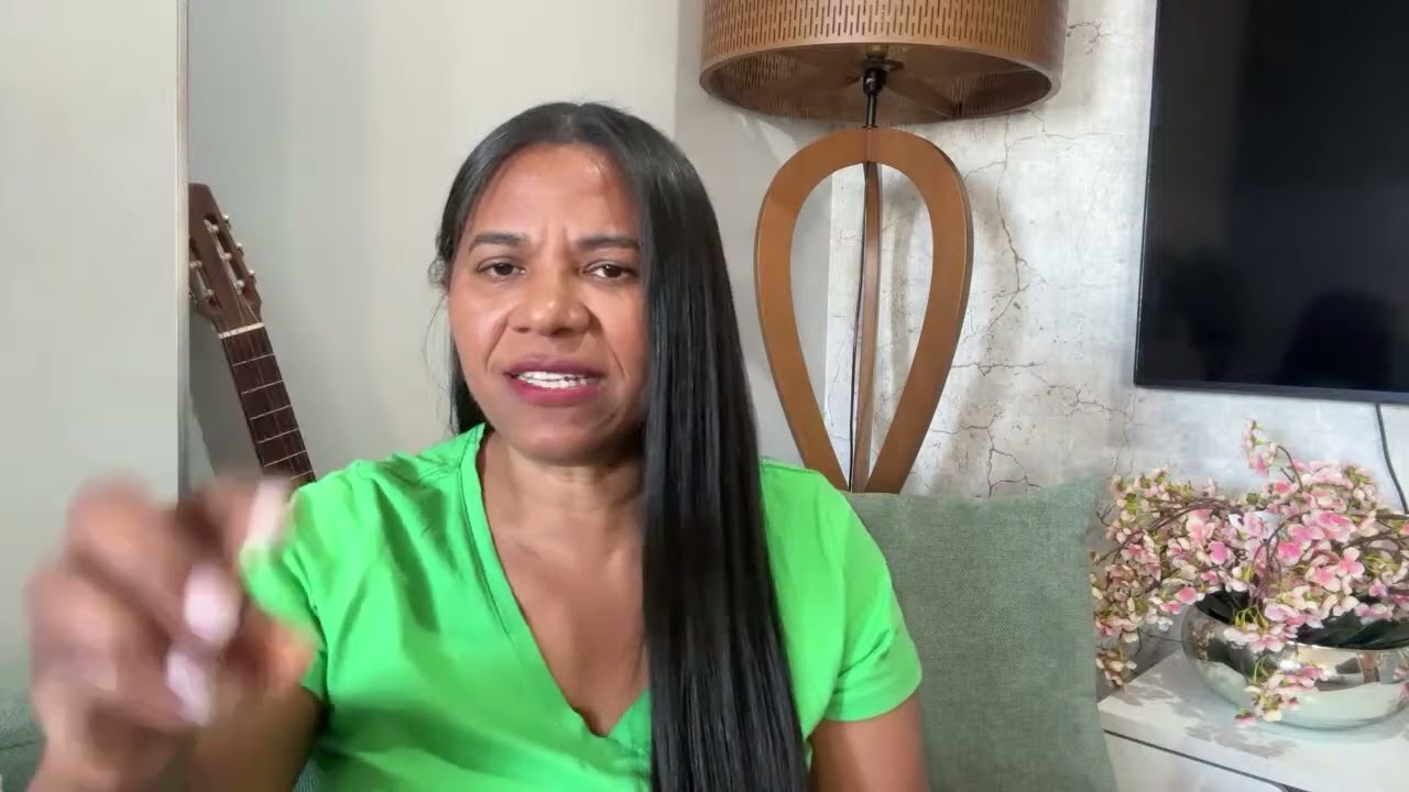 MENSAGEM DO DIA 14/Vi uma data se aproximando e muito dinheiro em suas mãos, vc registrando um sonho