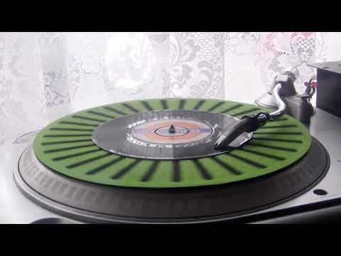 Paper Lace - The Black Eyed Boys ( Bus Stop ).