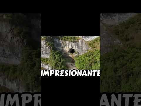 🌎⛰️ ¡LA MONTAÑA QUE LA NATURALEZA CONVIRTIÓ EN UNA VENTANA! 😱