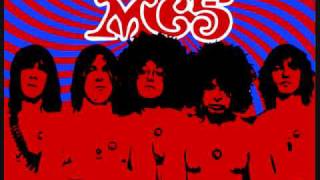 Gotta Keep Movin&#39; - MC5