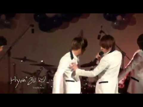 [two-hyun] 110826 The Show Is Over