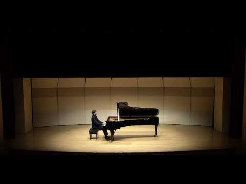 Oleg Shitin plays Chopin Valse op.64 no.2