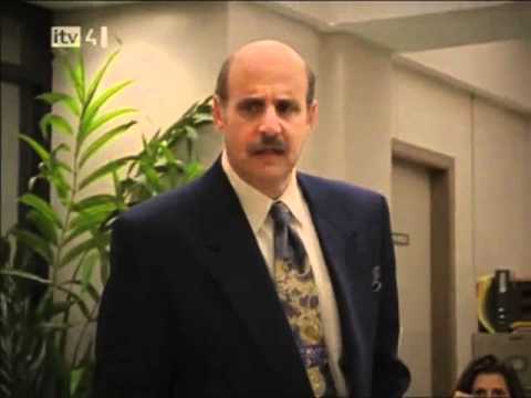 Kevin Nealon wants Hank's job on the Larry Sanders Show