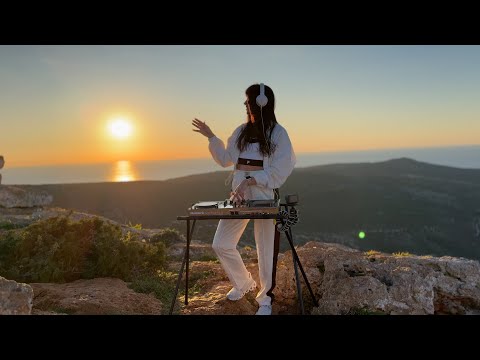 K_OXANA | HEAVEN| Emotional Progressive House DJ mix, Melodic house&techno  03.2025 LIVE@ Akamas