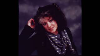 Melanie Performing Miranda