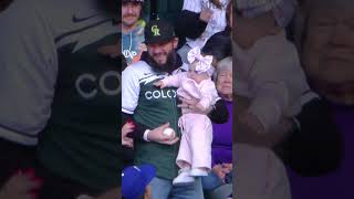 Fan catch of the year?! This guy caught a foul ball while holding a baby ????
