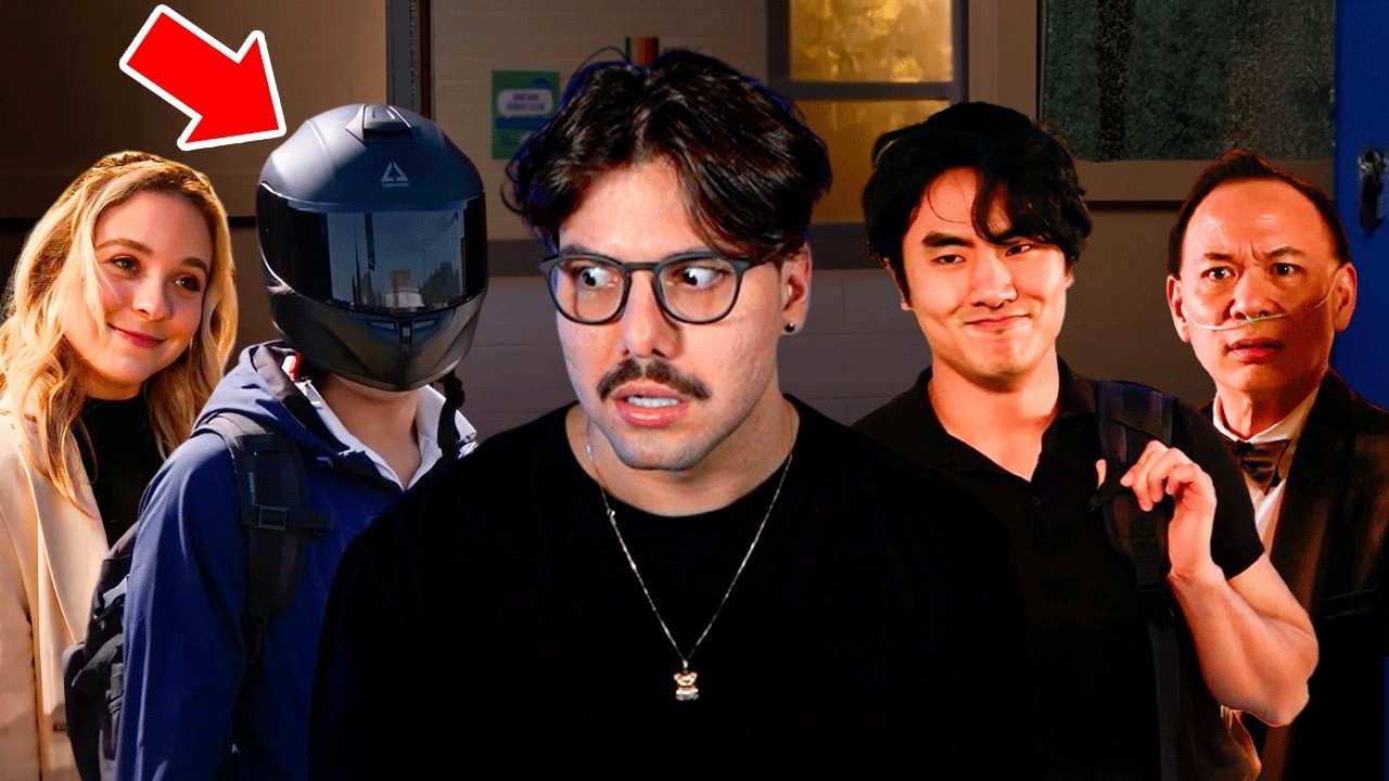 Ele era tão lindo que precisava usar capacete pra evitar garotas