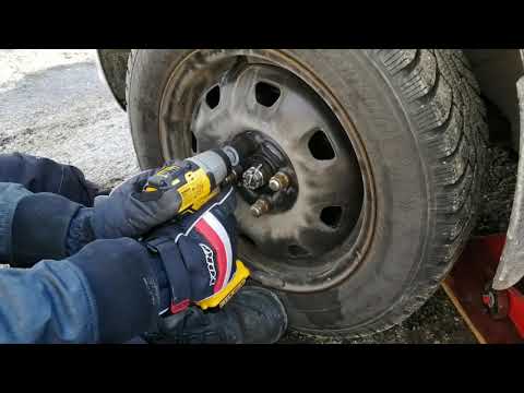 Гайковерт ударный аккумуляторный DeWALT DCF902N, бесщёточный Гайковерт ударный аккумуляторный DeWALT DCF902N, бесщёточный