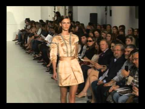 Desfile Reinaldo Lourenço verão 2013, SPFW, no programa Over Fashion.