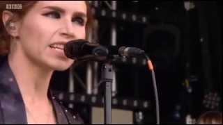 Nina Persson - Clip Your Wings (Glastonbury 2014)