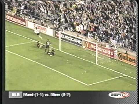 2000 (May 3) Valencia 4-Barcelona 1 (UEFA Champions League)-Semifinals, First leg.mpg