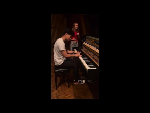 Zoé Clauzure (🇨🇵 JESC 2023) and the pianist Van Toan - Cœur (acoustic version)