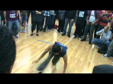 Cico, El Nino, Ronnie, and Pelezinho in the cyphers