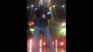 Olly Murs Beautiful to Me Live