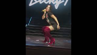 Download lagu Becky G mp3 Download lagu Becky G mp3