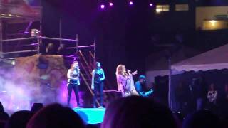 Miley Cyrus - Two More Lonely People &quot;Gypsy Heart Tour&quot; Live In Ecuador Video HD